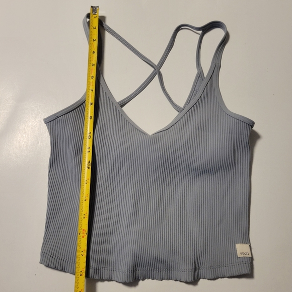 Vuori Ribbed Crop top. - Picture 8 of 11